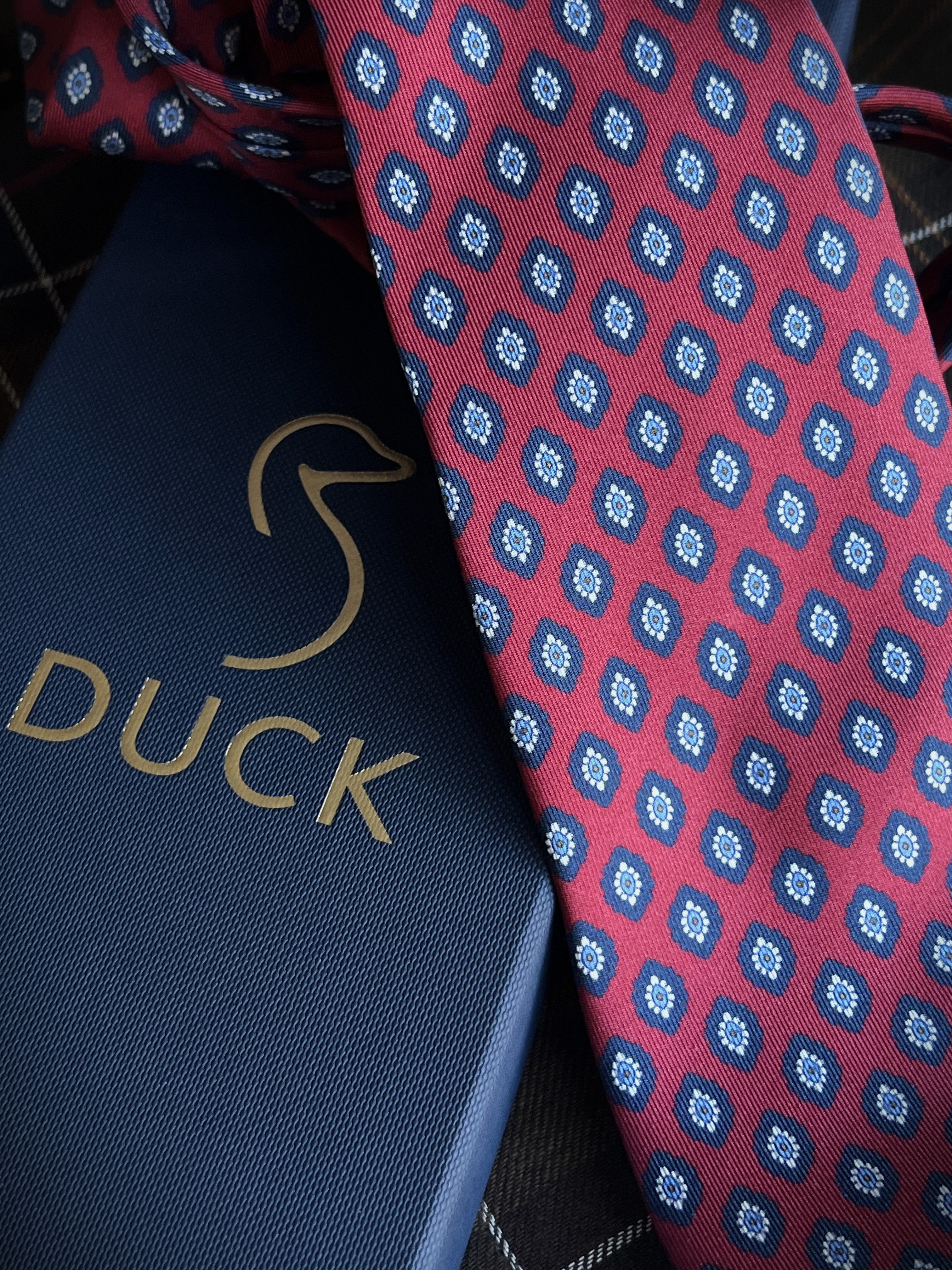 Corbata de seda Dongo Burdeos - Sólo 4 unidades