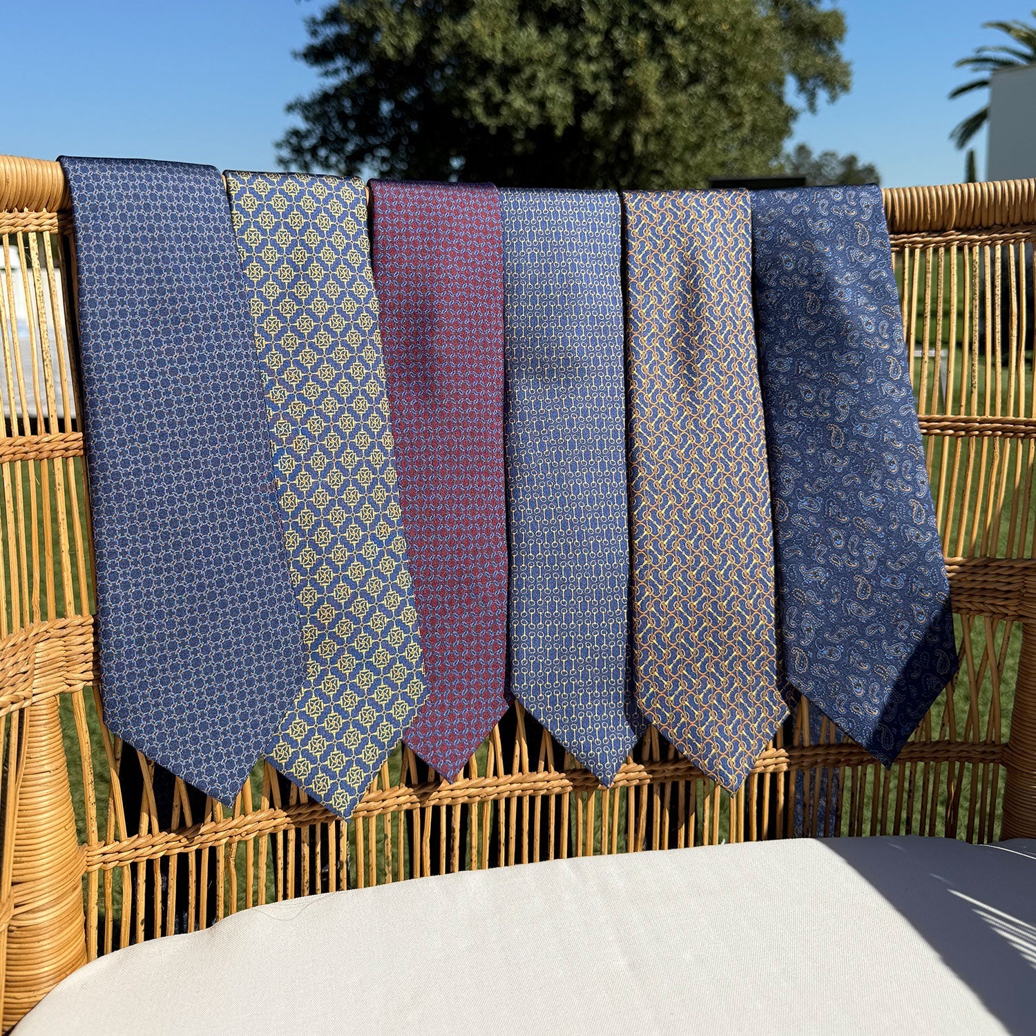 Corbata de Seda para Hombre: La Guía Definitiva para Elegir la Tuya